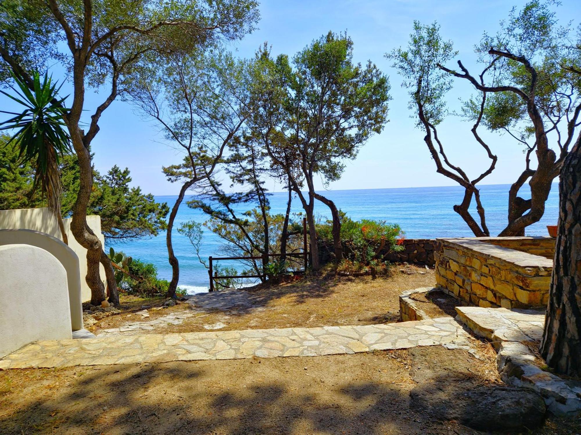 Villa Papiyon - Accesso Privato Alla Spiaggia Cala Liberotto Eksteriør billede