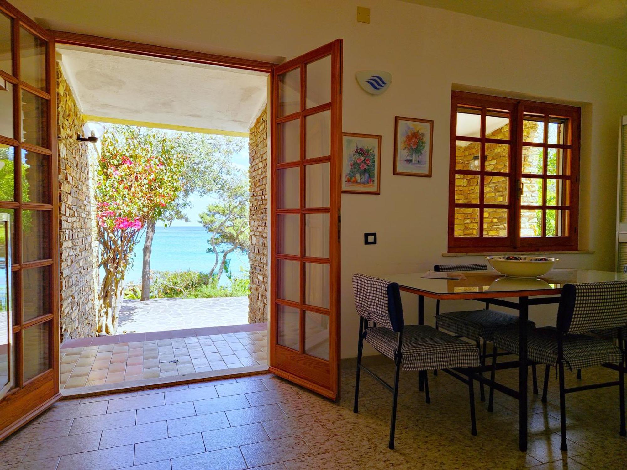 Villa Papiyon - Accesso Privato Alla Spiaggia Cala Liberotto Eksteriør billede