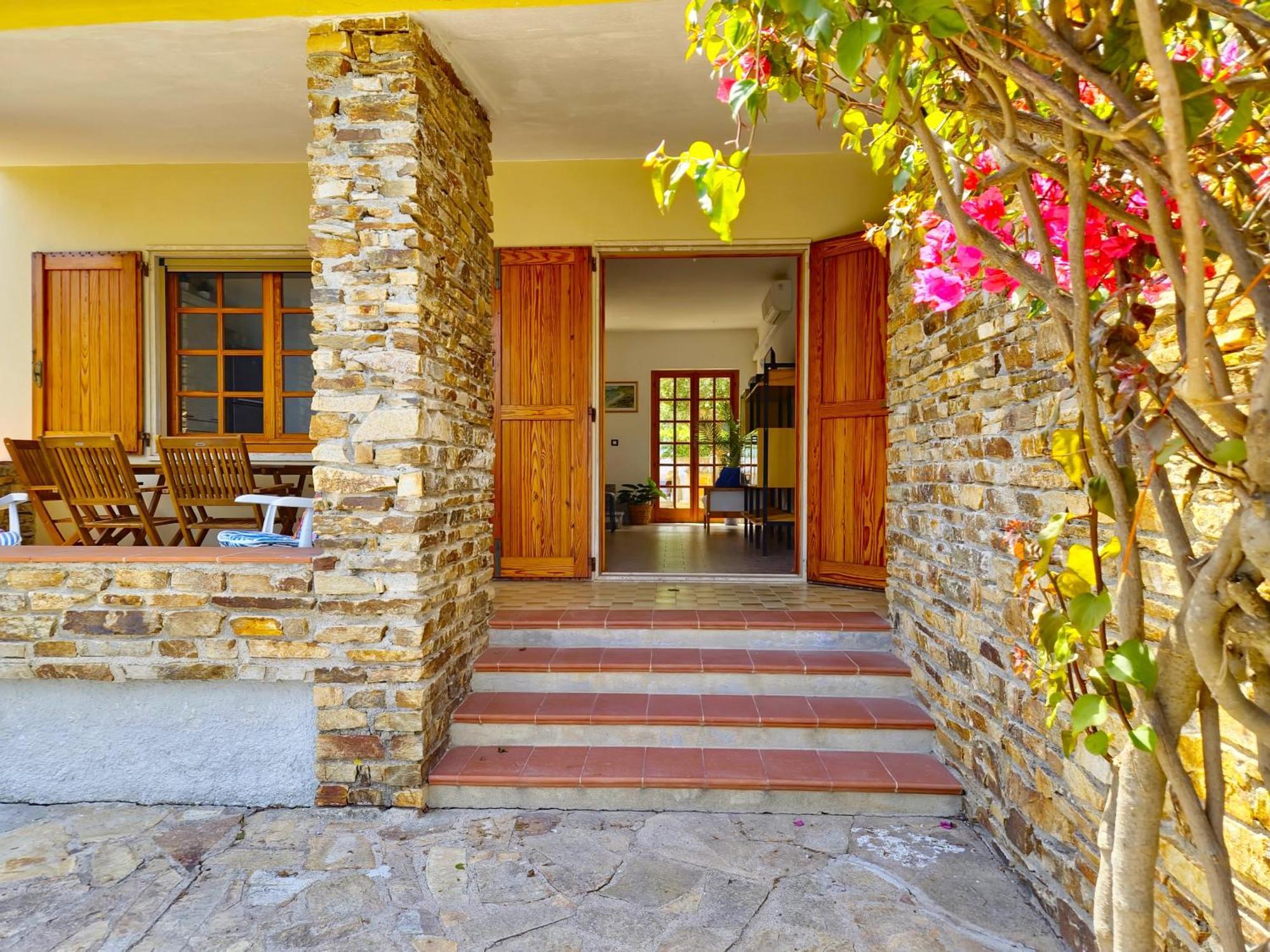 Villa Papiyon - Accesso Privato Alla Spiaggia Cala Liberotto Eksteriør billede
