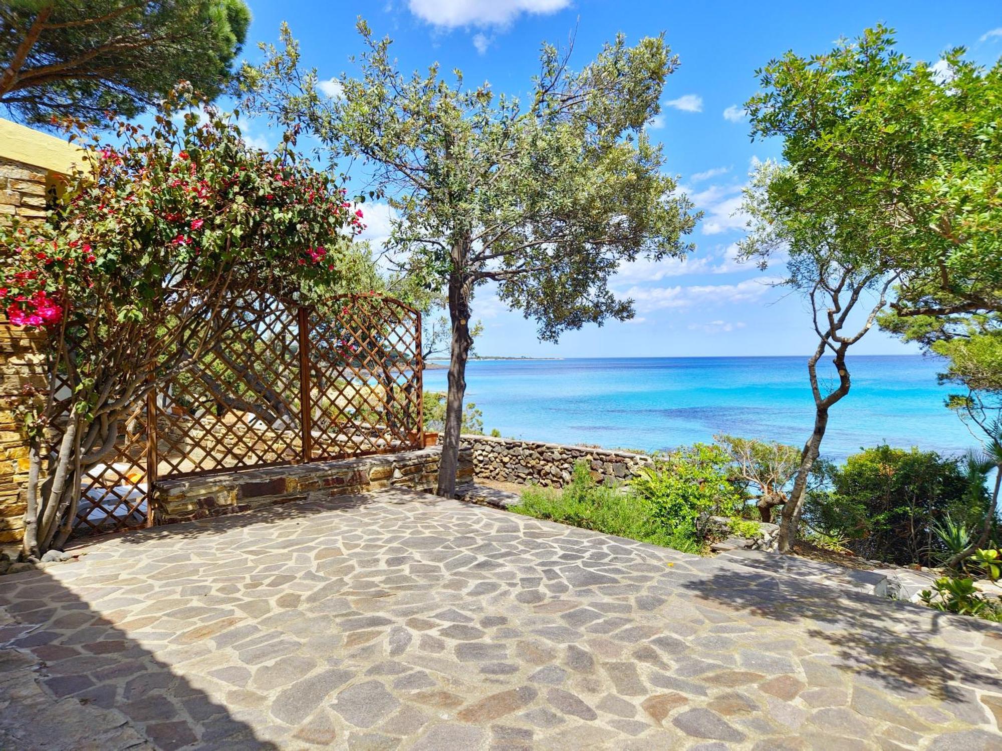 Villa Papiyon - Accesso Privato Alla Spiaggia Cala Liberotto Eksteriør billede