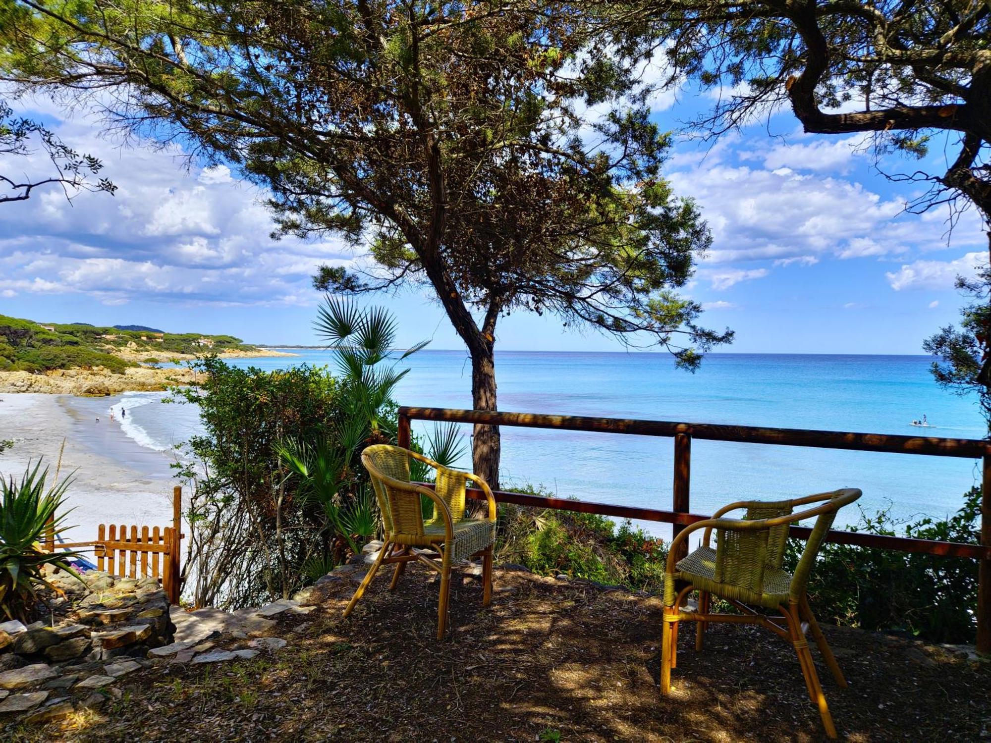 Villa Papiyon - Accesso Privato Alla Spiaggia Cala Liberotto Eksteriør billede